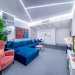 W Sky Tower Apartment Breslau
