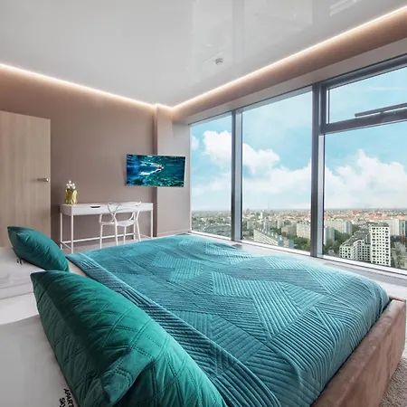W Sky Tower Вроцлав