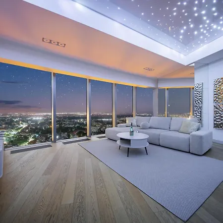 Апартаменты W Sky Tower *