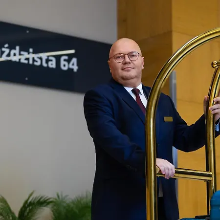 W Sky Tower Apartament Wrocław