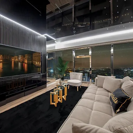 W Sky Tower * Wroclaw