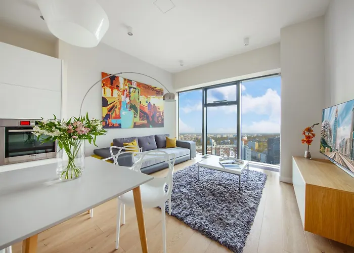 W Sky Tower Apartman *