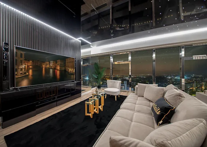 W Sky Tower * Вроцлав