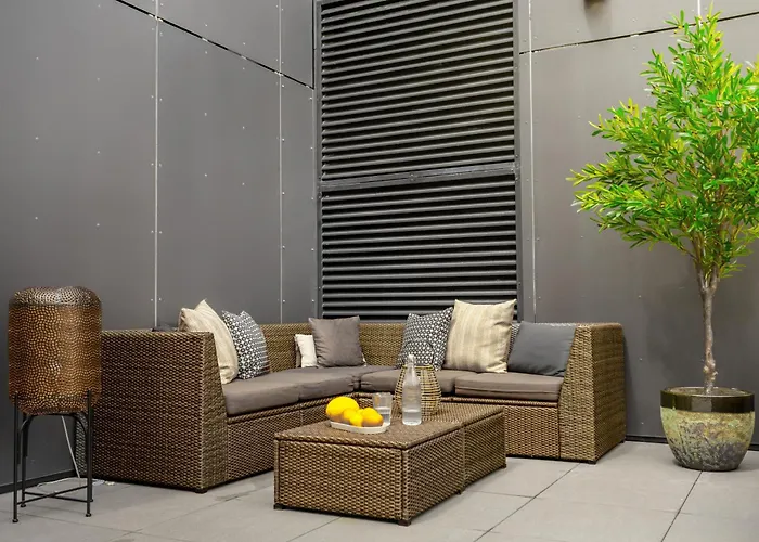 W Sky Tower Apartman *